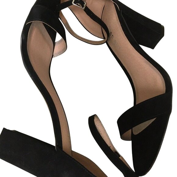 MADDEN GIRL BEELA BLACK FAUX SUEDE BLOCK HEEL SANDALS 9-EUC - Picture 7 of 9